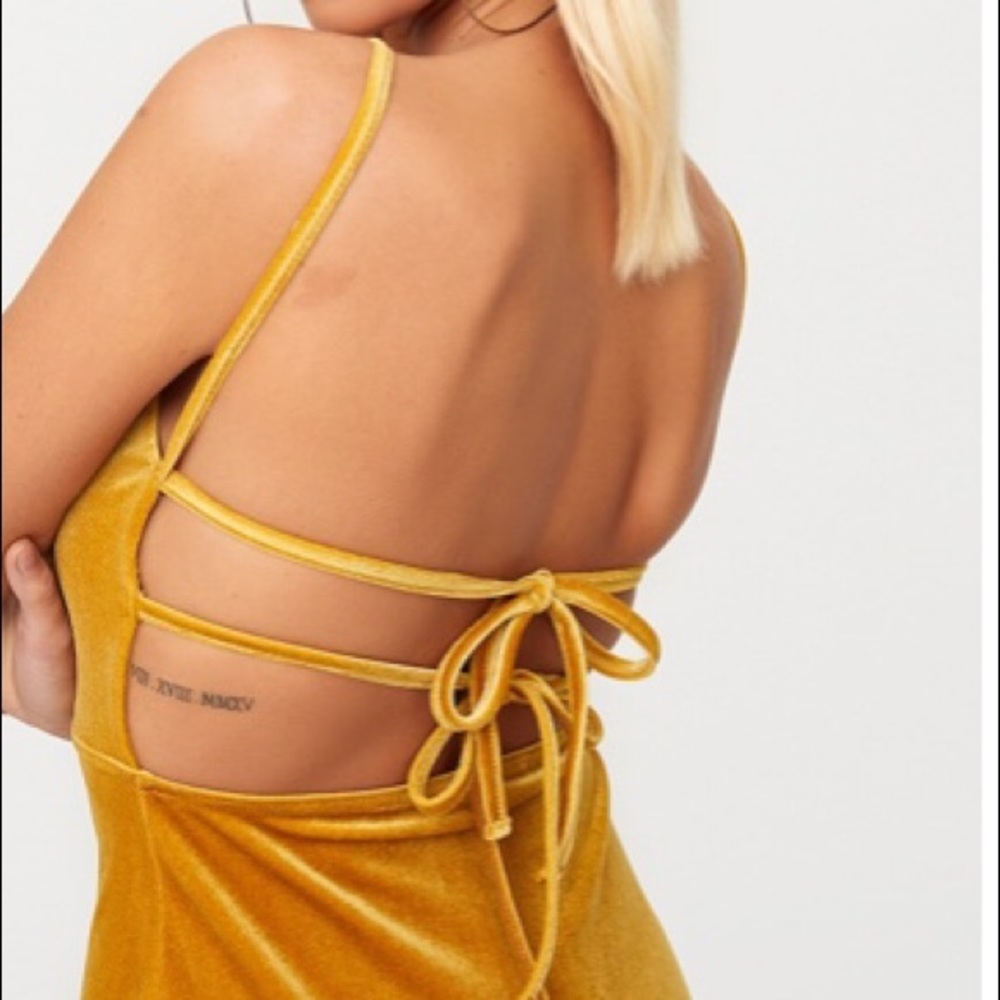 Mustard Velvet Strappy Tie Back Size 10 Dress NWT - Picture 3 of 4